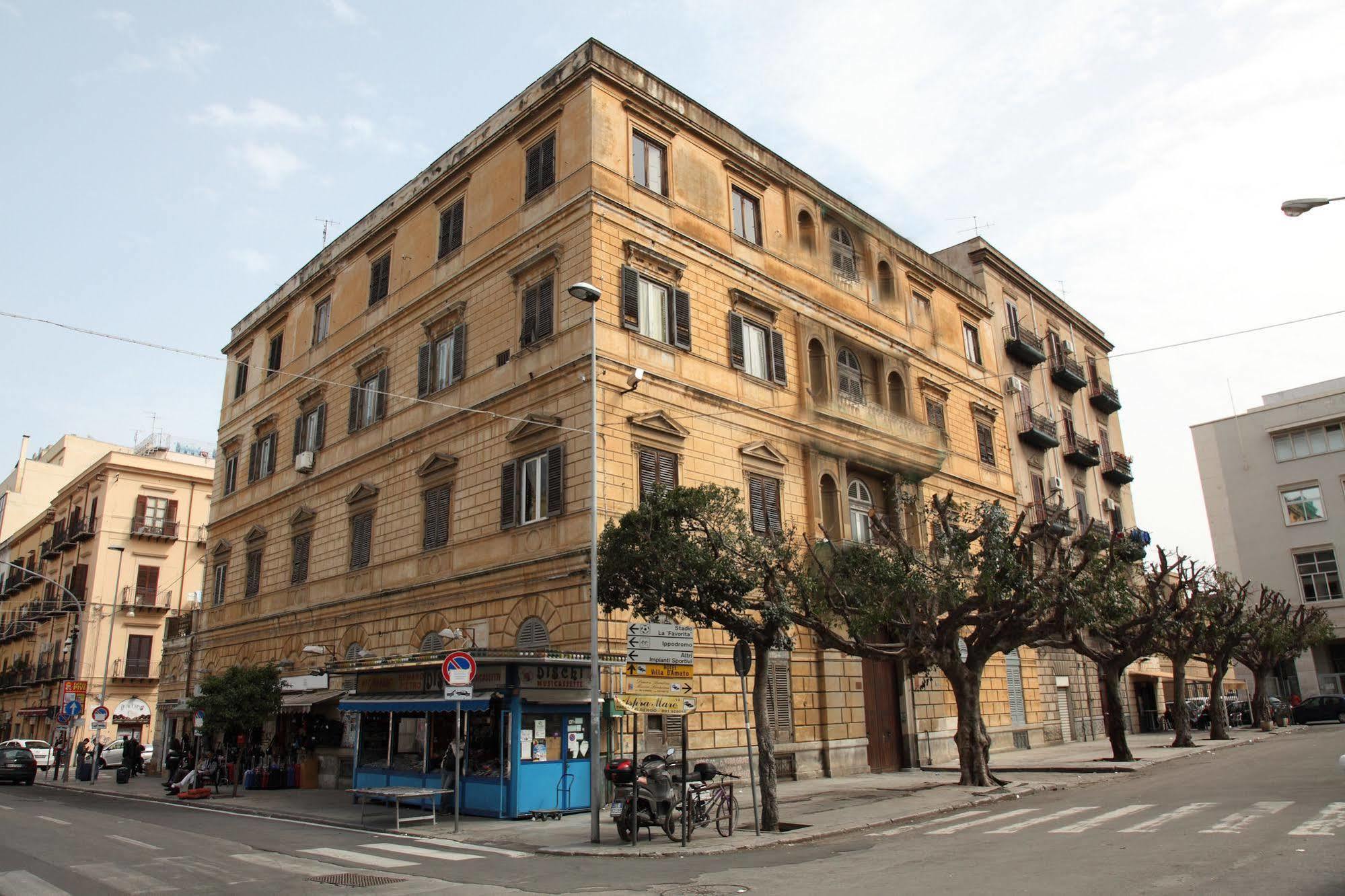 B&B Giulio Cesare 24 Παλέρμο Εξωτερικό φωτογραφία